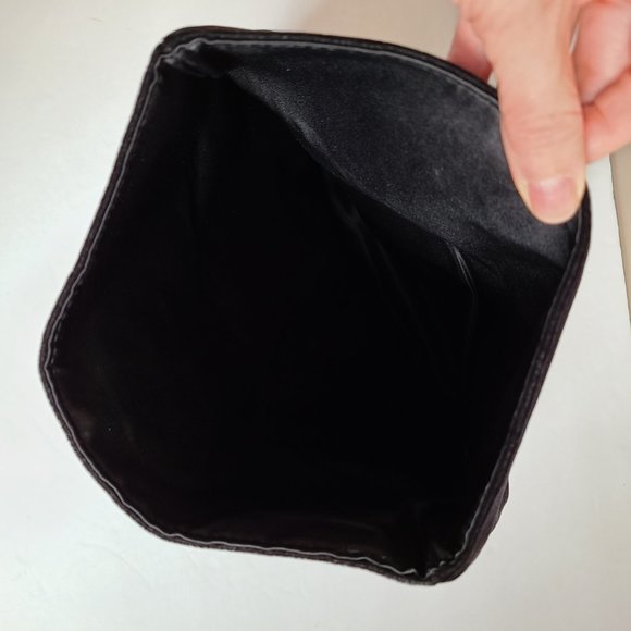 Giorgio Armani velvet perfumes bag clutch. - Picture 6 of 6